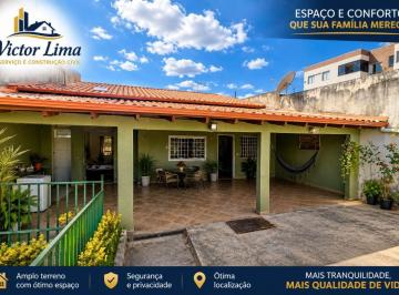 Casa de 3 quartos, Sobradinho · Vendo casa quadra 17 de Sobradinho com urgência
