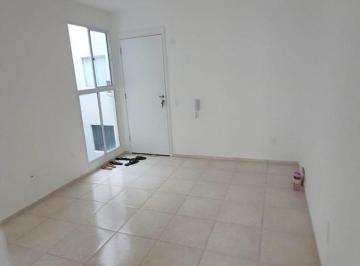 Apartamento · 40m² · 2 Quartos · 1 Vaga · Vendo excelente apartamento em Abrantes, com 2/4, condomínio fechado, R$ 230.000,00 aceita financia