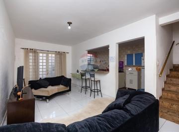 Casa · 157m² · 3 Quartos · 2 Vagas · Excelente oportunidade de investimento - Casa Charmosa e Espaçosa!