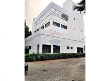 Comercial · 3585m² · Prédio Comercial na Barra Funda com 3.352m²de área construída - 4 andares, estacionamento e área de