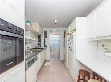 Casa · 250m² · 3 Quartos · 2 Vagas · Casa a venda na Rua Comendador Gabriel Calfat 406. 250 m2 com piscina, Sendo 3 dormitorios po R$2.00