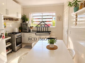 Casa · 140m² · 2 Quartos · 2 Vagas · Casa - Jardim Peri Peri