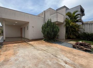 Casa de 4 quartos, Sobradinho · 4 SUITES QUADRA 200 AO LADO DA PORTARIA