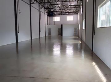 Comercial · 560m² · 6 Vagas · Galpão / Depósito / Armazém para alugar em Medeiros de 560.00m² com 6 Garagens