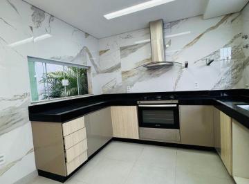 Casa de 3 quartos, Varginha · CASA PARA VENDA NO BAIRRO PORTO REAL EM VARGINHA, MG.