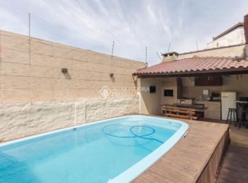 Casa · 120m² · 4 Quartos · 2 Vagas · Casa completa com piscina aquecida e energia solar. 4 Quartos e 2 vagas em Esteio.