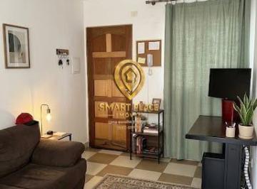 Apartamento · 42m² · 2 Quartos · 1 Vaga · Apartamento 2 dormitórios com vaga garagem em Parque Dourado - Ferraz de Va...