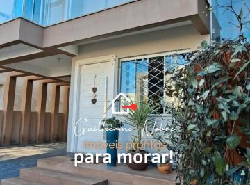 Casa de 3 quartos, São José · Excelente Casa a venda com 3 dormitórios com suíte, piscina, amplo quintal, em São José