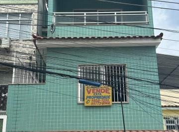 Casa en Venda de 4 quartos Centro · Seu triplex dos sonhos no Centro de Meriti: suíte, closet com banheira, terraço