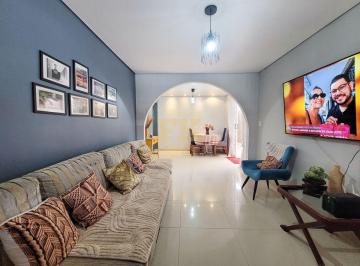 Casa de 4 quartos, Guará · Casa 4 quartos sendo 1 suíte a venda na Qe 3, Guara I