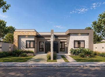 Casa · 90m² · 3 Quartos · Casa Com 03 Quartos (01 Suíte) Para Investimento!