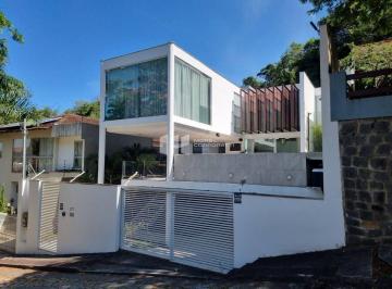 Casa · 335m² · 3 Quartos · 2 Vagas · Casa - 3 Suítes - 335 m² - Fradinhos - Vitória/ES