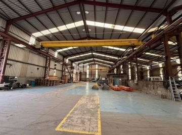 Comercial · 2200m² · 10 Vagas · Galpões Comerciais - 2.200 m² - Jardim Limoeiro - Serra/ES