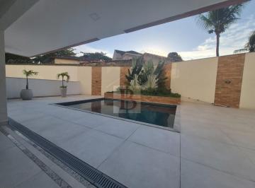 Foto 01 · Cobertura de luxo em Piratininga, Niterói-RJ: 3 quartos, 1 suíte, 2 salas, 3 banheiros, 2 vagas de g