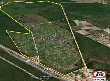 Terreno · 250000m² · Fazenda 250ha na CE 040 Próximo de Beberibe