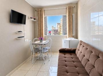 Apartamento · 40m² · 1 Quarto · 1 Vaga · Apto de 1 Dorm, C/ SACADA, 40 m² de área útil. BAIRRO: BOQUEIRÃO.