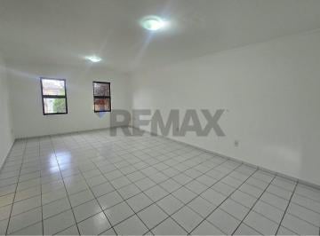 Casa · 152m² · 3 Quartos · 4 Vagas · Seu Novo Lar em Nova Vinhedo: Conforto e Praticidade