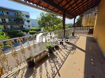Casa · 347m² · 4 Quartos · 2 Vagas · Excelente Residência à Venda Sulacap - 4 Quartos sendo um Suíte - 2 Vagas