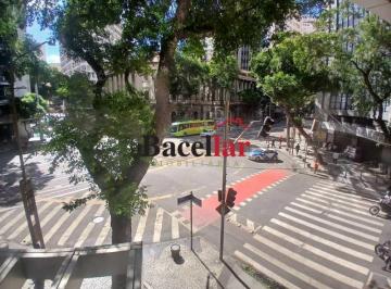 Comercial · 268m² · Sobreloja : / Comercial / Centro