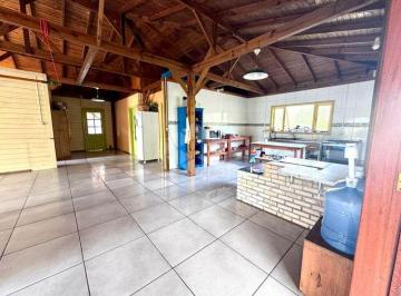 001 · Casa Residencial 100M² - para Alugar