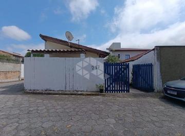 001 · Casa Residencial 25M² - para Alugar