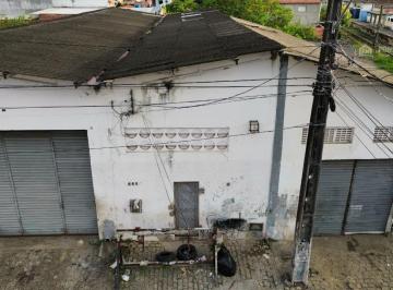 Comercial · 582m² · Galpão a venda no bairro de Lagoa Nova/Natal por R$ 700 mil!