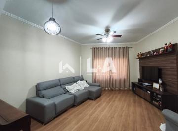 Casa · 180m² · 3 Quartos · 2 Vagas · Sobrado à Venda no Wanel Ville II em Sorocaba | 3 Quartos, Suíte, Escritório e Churrasqueira