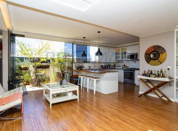 Apartamento · 164m² · 3 Quartos · 1 Vaga · Apartamento Duplex Reformado com 3 Quartos, Suíte e Vaga de Garagem à Venda na SQN 212 – Asa Norte
