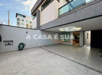 Casa · 291m² · 3 Quartos · 3 Vagas · Casa Geminada à venda, 3 quartos, 1 suíte, 3 vagas, Europa - Contagem/MG