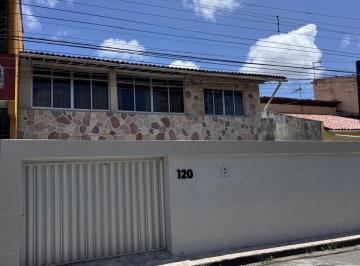 Casa · 260m² · 6 Quartos · 9 Vagas · Casa Duplex à Venda | 6 Quartos, 3 Suítes e Garagem para até 9 Carros