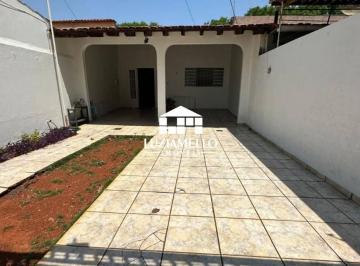 0498f9606365cb490a59eea5372fafa60b0ee3c2 · Quadra 1, Cruzeiro Velho, casa térrea, original , lote vazado , ótima localização!
