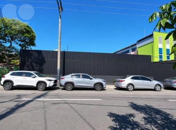 9e953bff73abca620758fc38062a0079c87d8456 · LOJA COM TERRENO 947 m², EXCELENTE LOCALIZAÇÃO