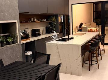 Casa · 210m² · 3 Quartos · 2 Vagas · CASA À VENDA NO BAIRRO BOSQUE DOS BURITIS UBERLÂNDIA MG