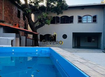 Casa · 73m² · 4 Quartos · 1 Vaga · Casa à venda com 3 quartos, suíte, piscina e kitnet independente em Camarão, São Gonçalo