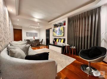 Casa · 147m² · 3 Quartos · 2 Vagas · Casa Geminada Linear à Venda no Castelo – 3 Quartos, Suíte, 147 m², Meio Lote de 210 m² e 2 Vagas