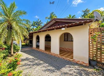 Casa · 1088m² · 1 Quarto · 1 Vaga · Casa com fundos para o rio em Rodeio-SC