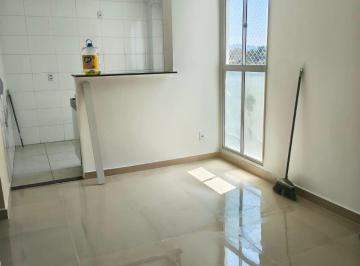 Apartamento · 70m² · 2 Quartos · Apartamento com 2 dormitórios na Chácara Estela