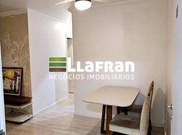 Apartamento · 47m² · 2 Quartos · 1 Vaga · Locação Condominio Bosque da Serra