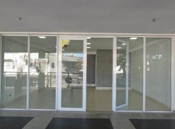 Comercial · 40m² · 1 Vaga · Salao Comercial de 40m2 no Condominio Golden Office Business & Mall no Centro de Jundiai