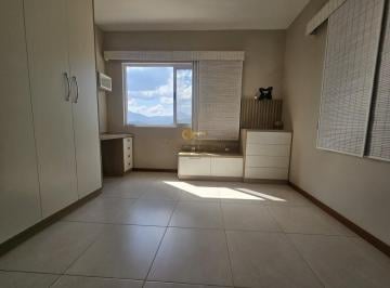 Imagem 1 · Casa de Condomínio para venda em Fazendinha, Teresópolis
