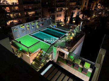 Apartamento · 800m² · 3 Quartos · 7 Vagas · Cobertura mobiliada de luxo 3 suites 7 vagas 800m útil  Panamby