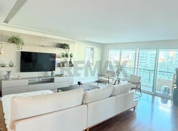 Apartamento · 210m² · 4 Quartos · 4 Vagas · Aclimação | 210m² | 4 suítes | 4 vagas | Todo reformado | Pronto para sua família começar uma nova h