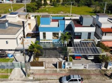 16fb3d41 · Casa, 3 dormitórios, 152 m², em Ribeirão da Ilha