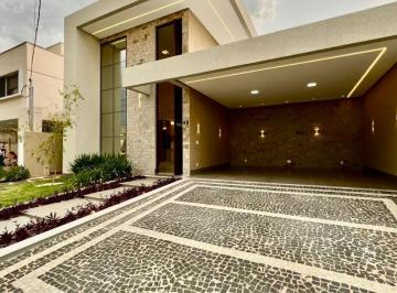 Casa · 300m² · 3 Quartos · Casa à venda - em Jardins Bolonha
