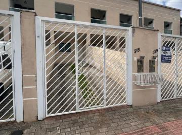 Casa · 76m² · 3 Quartos · 1 Vaga · Sobrado de 03 dormitórios, com 02 suítes em Camboriú