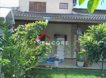 Casa · 250m² · 2 Quartos · 2 Vagas · Sobrado em Rua Antônio Rossi - Village das Flores - Caçapava/SP