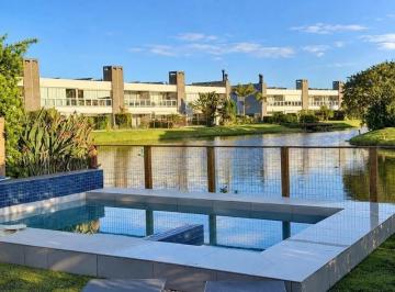 Apartamento · 240m² · 4 Quartos · 2 Vagas · CASA À VENDA EM CONDOMÍNIO