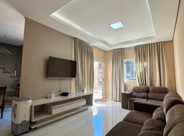 Casa · 110m² · 3 Quartos · 2 Vagas · Vende-se casa no bairro Jardim Califórnia, 3 Quartos