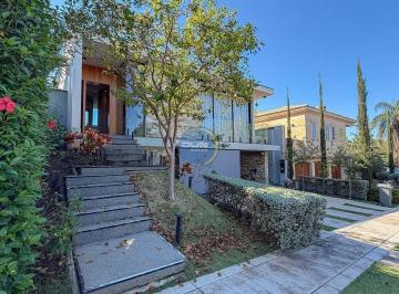 Casa · 307m² · 3 Quartos · 4 Vagas · Casa em Condomínio com Suítes e Piscina no Jardim Vila Paradiso