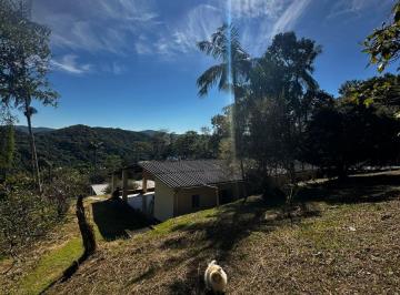 Casa de 6 quartos, Juquitiba · Lindo Sítio C/ 2 Casas Piscina Porteira Fechada 4000 m2